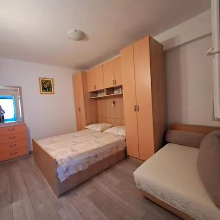 Apartments Ostojic Tucepi Exterior photo