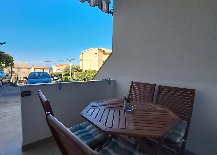 Apartments Ostojic