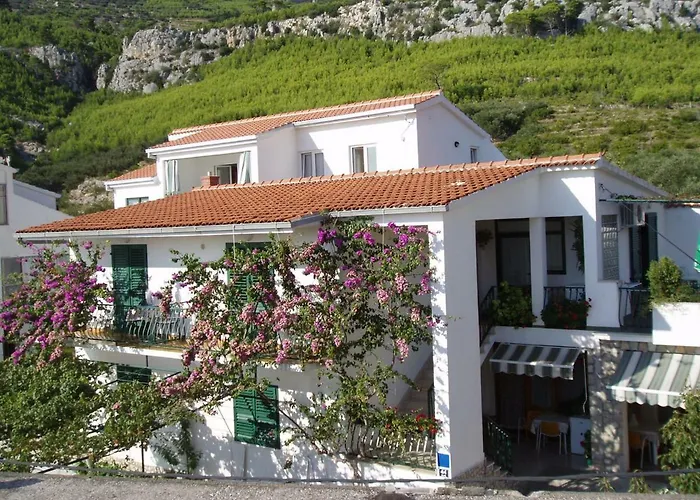 Apartments Ostojic